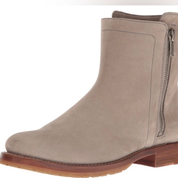 FRYE AND CO. Shoes - Frye Natalie Nubuck Double Zip Size 10